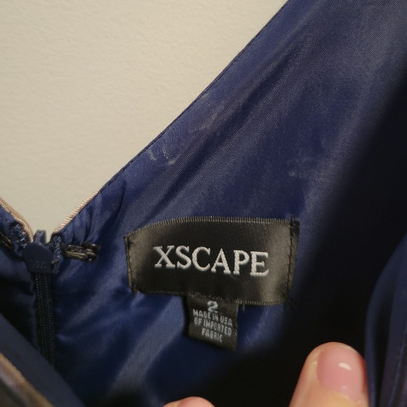 Navy and pink flower full length dress - Picture 4 of 5